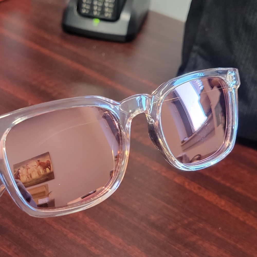 Sunglasses - Picture 8 of 9
